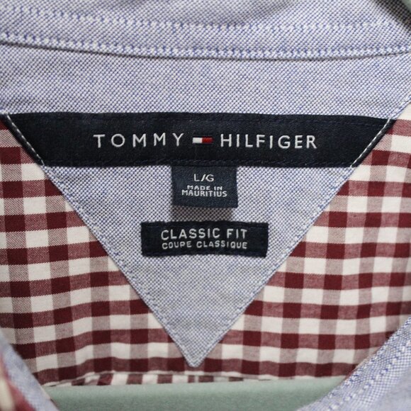 Men's Tommy Hilfiger Classic Fit Shirt - Picture 3 of 7